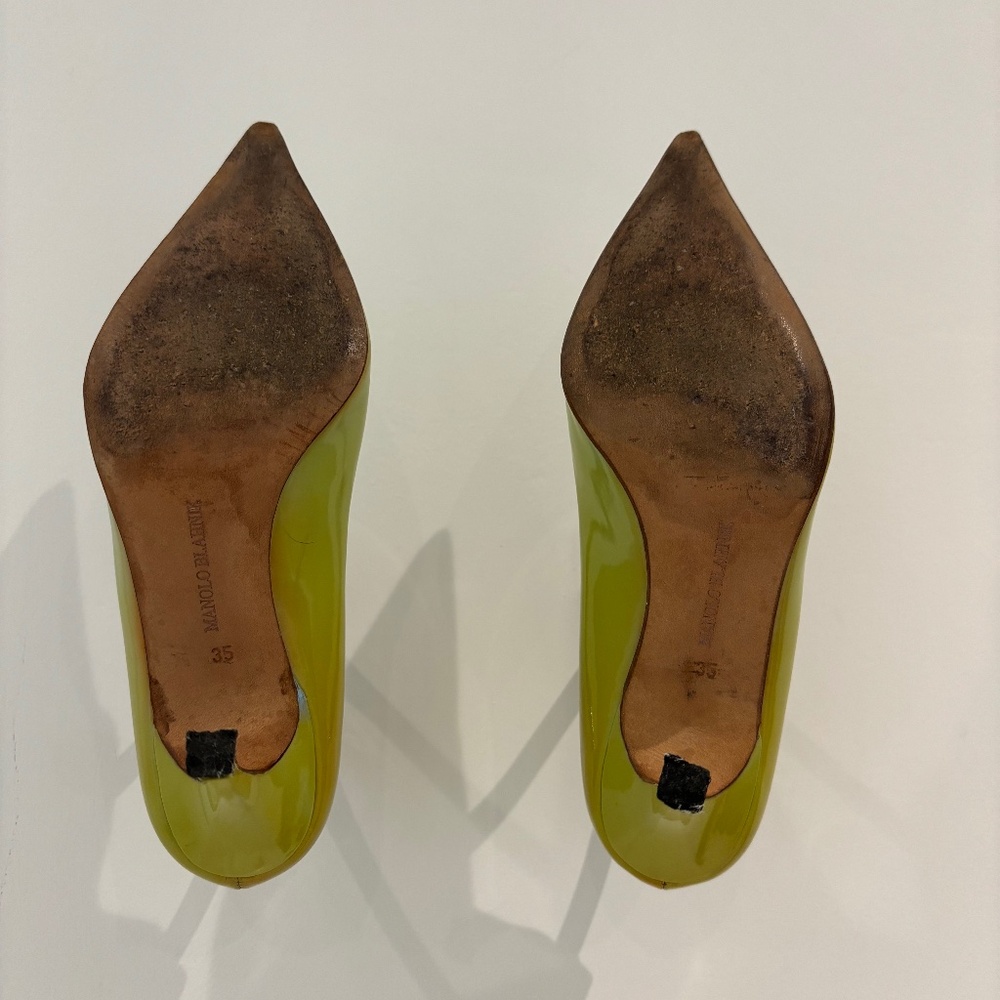 Manolo Blahnik Patent Leather Pumps Size EU35 / 5B - Picture 6 of 10